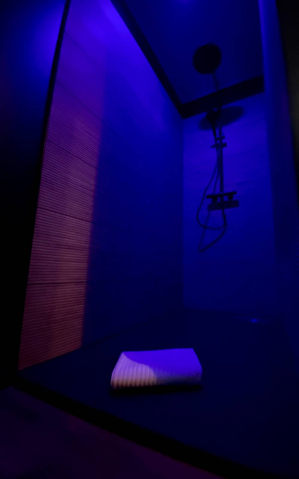 GAMES OF ROOM - douche